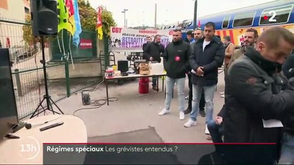 Réforme des retraites : les agents grévistes toujours mobilisés