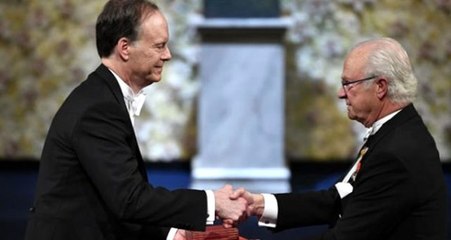 Soykırım destekçisi Handke, Kosova'da "istenmeyen adam" ilan edildi