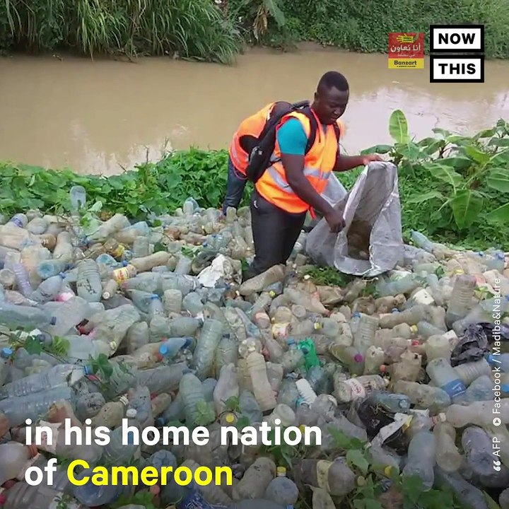 Man Builds Canoes 'Ecoboats' from Recycled Plastic Bottles