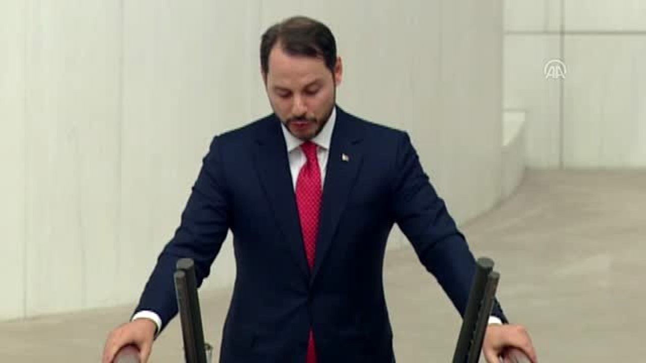 Hazine ve Maliye Bakanı Albayrak: "İhracat ve katma değerli üretime dayalı sektörleri desteklemeye,...