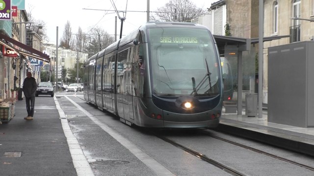 Tram D à Bordeaux, le parcours des Quinconces à la Mairie du Bouscat