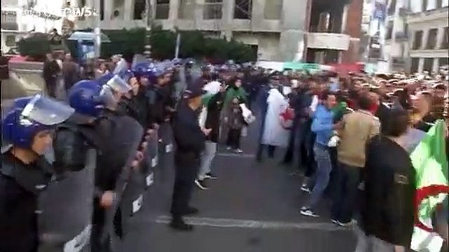 Алжир: протесты накануне голосования