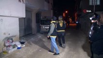 Adana polisinden şafak vakti 52 firariye operasyon