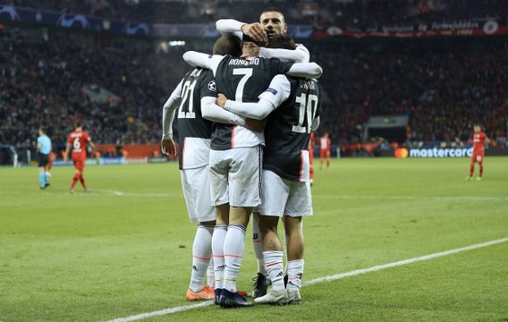 Cristiano Ronaldo And Neymar Scored As UCL Group Stage Concluded | Oneindia Malayalam