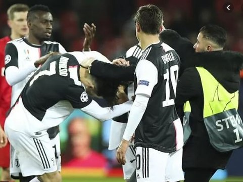 Cristiano Ronaldo reacts Furiously to pitch invader | Oneindia Malayalam