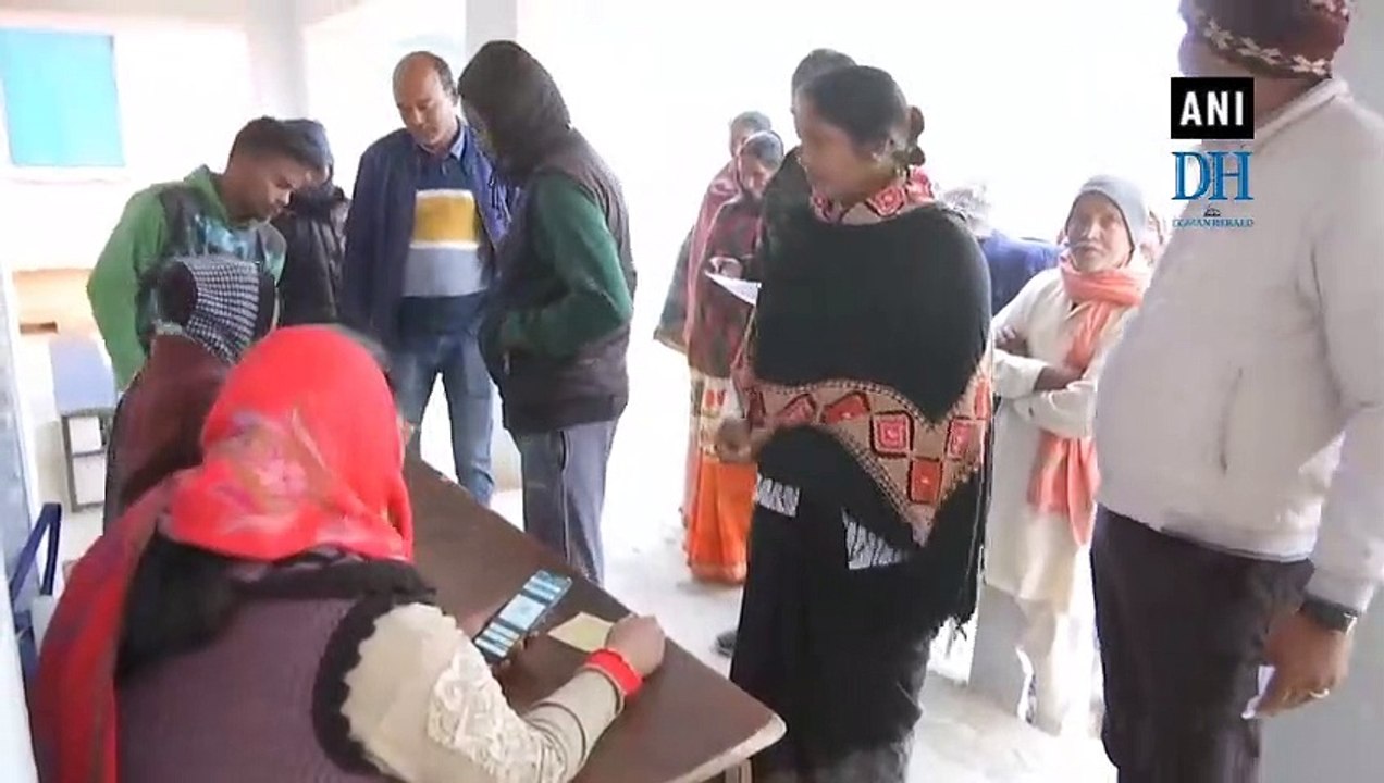Jharkhand Assembly polls: 3rd phase of polling begins for 17 constituencies