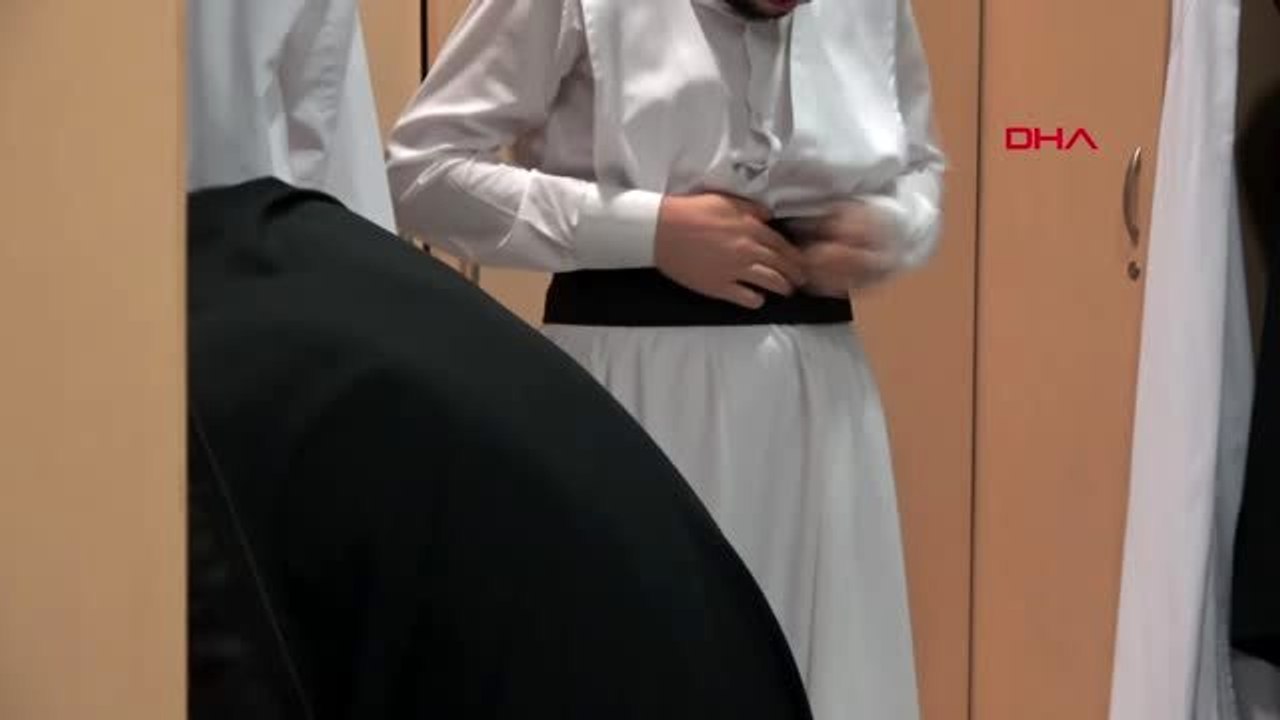 Konya-'semazenin aldığı eğitim sayesinde başı dönmüyor'