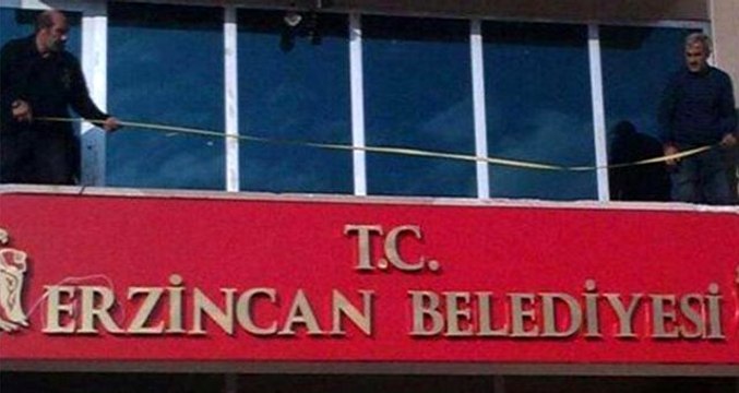 MHP'li Erzincan Belediyesi, T.C. ibaresi ekledi