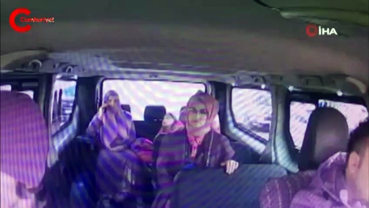 Dolmuşta dehşet anları! Bir anda çığlıklar attı, şoför güzergahı değiştirdi