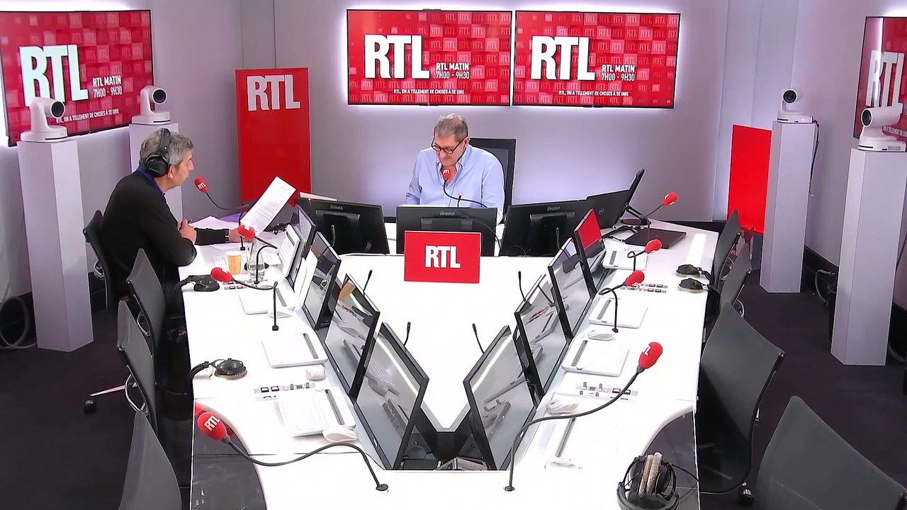 Michel Cymes : les remèdes naturels contre le réveil nocturne