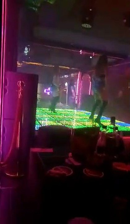 indian song in thailand bar @fun