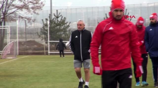 Spor rıza çalımbay galatasaray maçı gibi hatalara maruz kalmak istemiyoruz