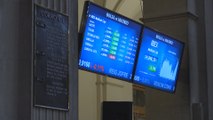 El Ibex 35 mantiene las ganancias con las que iniciaba la sesión y sostiene los 9.400 puntos