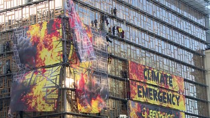 Greenpeace leva a "emergência climática" à sede da reunião europeia