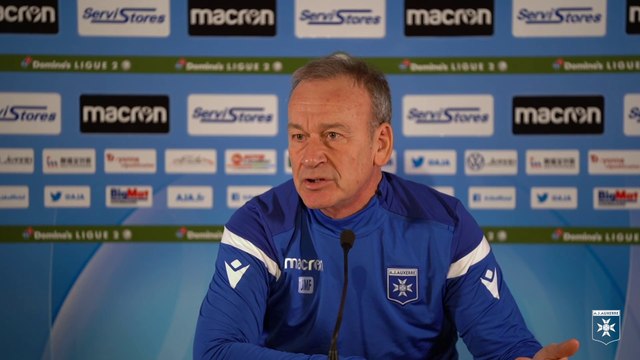 La conférence de presse de Jean-Marc Furlan avant Lorient-AJA