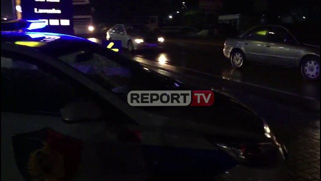 Report TV -Aksident në hyrje të Fushë Krujës, furgoni i mallrave përplas për vdekje endacaken