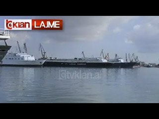 Porti i Durrësit udhëtarët - (30 Janar 2000)