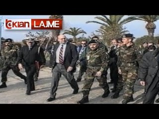 Tomas Pickering vizitë në Durrës - (30 Janar 2000)