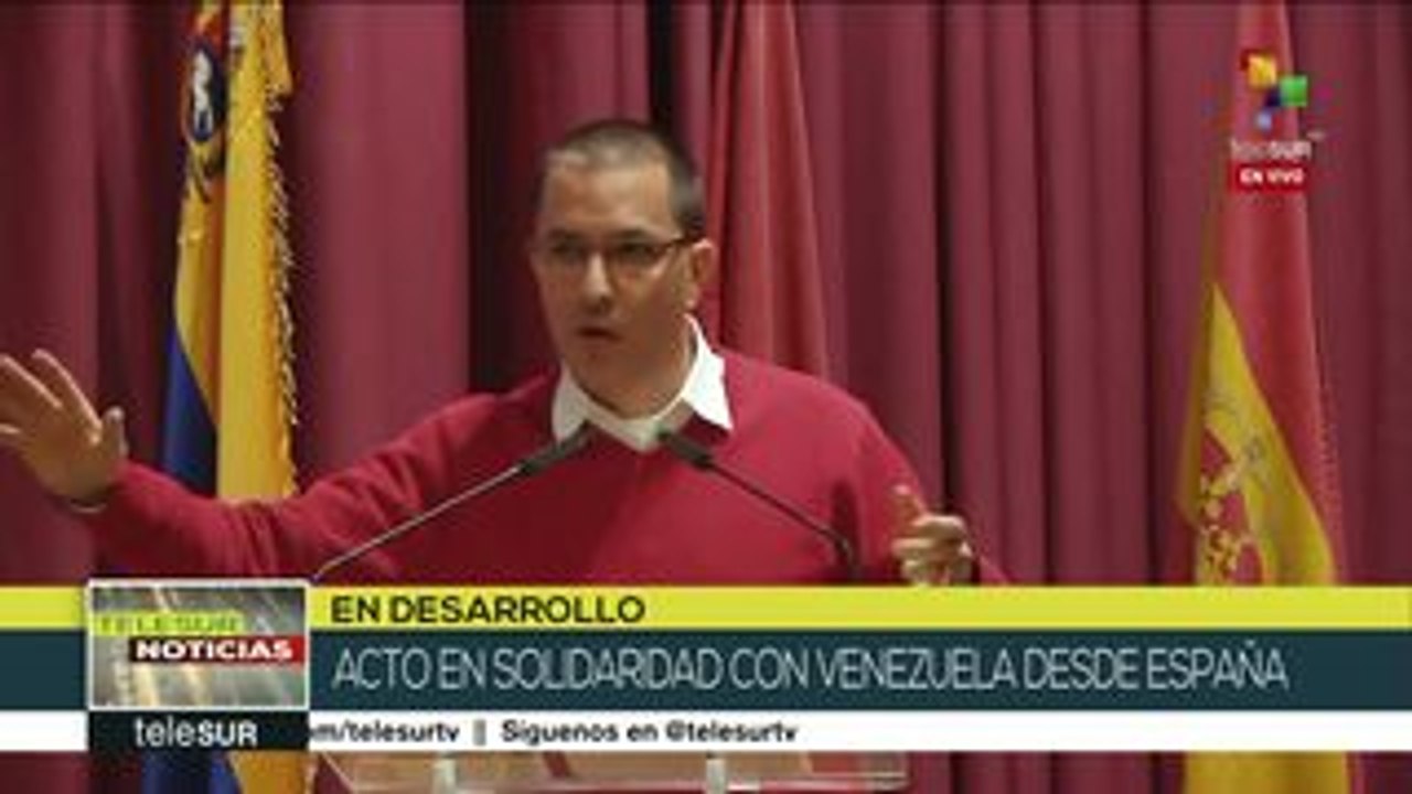 Condena canciller de Venezuela campaña mediática contra su país