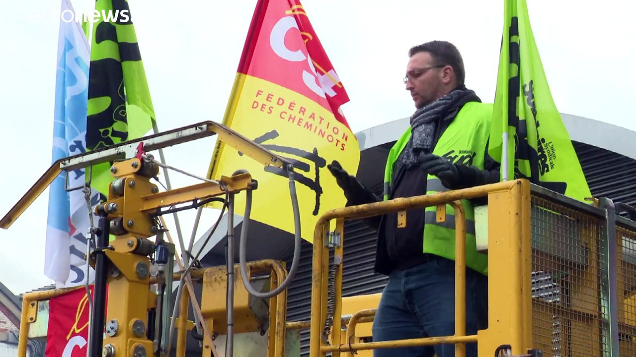 Rentenstreit in Frankreich schaukelt sich hoch