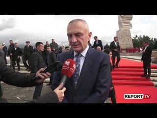 75-vjetori i çlirimit mes dhimbjes dhe lotëve nga tërmeti/ Rama krah Metës tek Varreza e Dëshmorëve