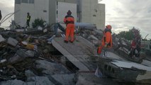 Vijon operacioni i kërkim-shpëtimit tek “Mira Mare”/ Dyshohet se ka njerëz të tjerë nën rrënoja