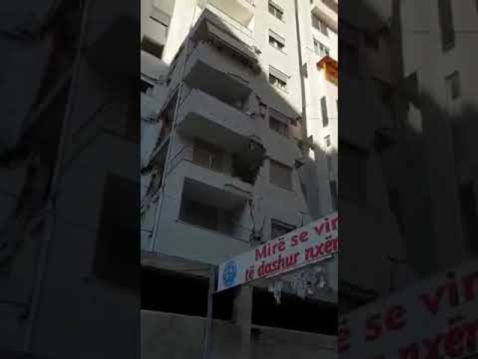 Rama nxjerr pamjet: Ky pallat më tmerroi, por s'ka asnjë rrezik shembje! Jo panik e klithma