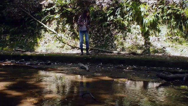 有村架純が田舎道をバイクで走る　映画『夏美のホタル』特報映像