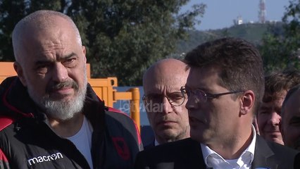 Komisioneri i BE per krizat vjen ne Shqiperi