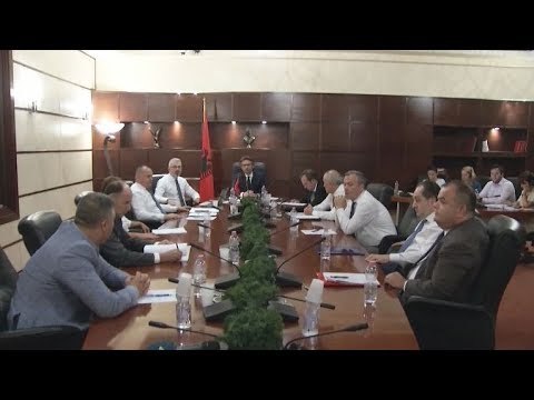 Ora News - SPAK shkrin Krimet e Rënda, ja prokurorët që transferohen