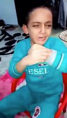 أم تعذب ابنها وتوجه له ألفاظ خارجة  لزواج أبيه من غيرها