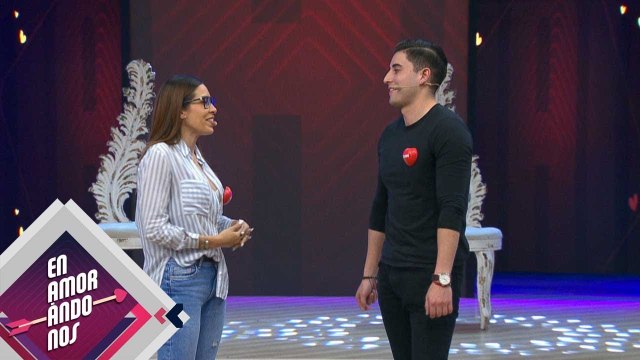 ¡Kevin le pide una cita a Zuri! ¡Fue bateado por ella! | Enamorándonos