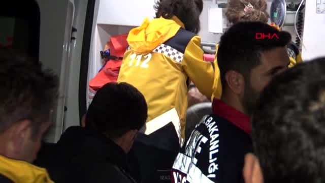 Ankara'da apartman dairesinde yangın 1'i ağır, 3 yaralı