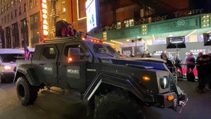 Zırhlı araçlar ve kamyonetlerle Trump'a destek konvoyu - NEW YORK