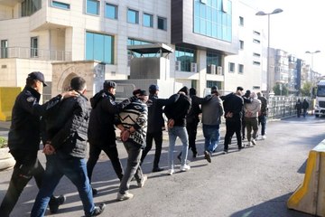 İş vaadiyle Türkiye'ye getirdikleri kadınlara fuhuş yaptıran çete çökertildi