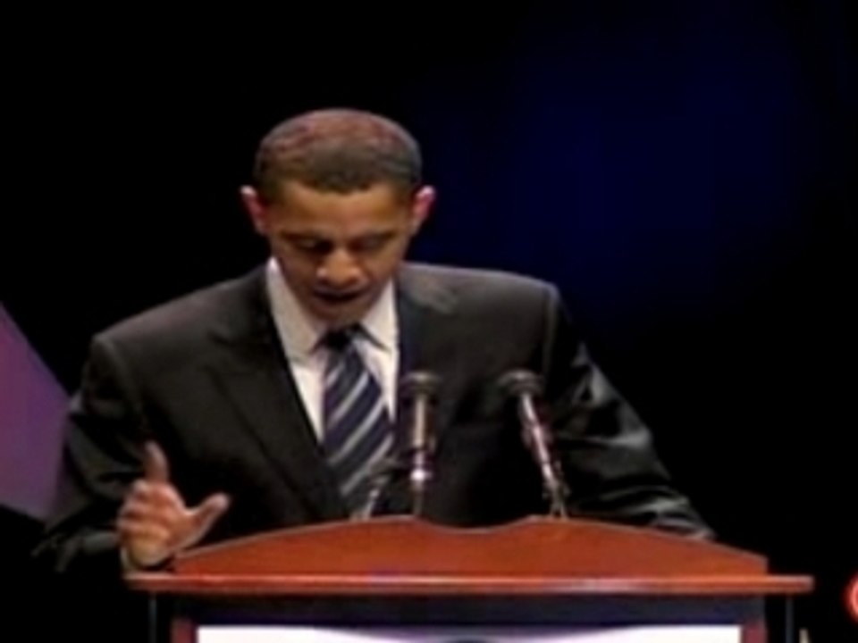 Obama fires up Virginia