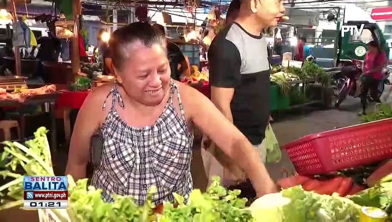 Mga mamimili, nagsimula na sa pagbili ng handa para sa pasko