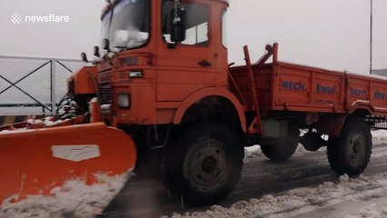 Flights cancelled, highway closed as heavy snow blasts Kashmir