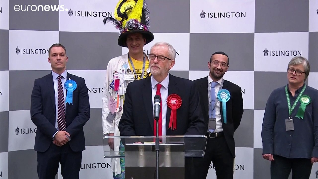 Wahlsieger Johnson: 'Erst Breakfast und dann Brexit'