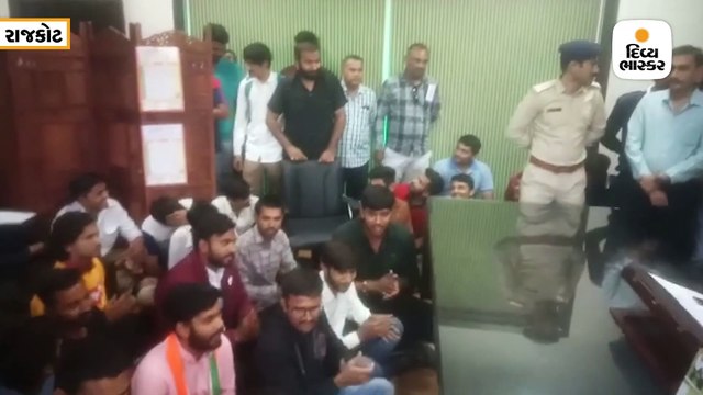 ગોંડલની કોલેજમાં પરીક્ષામાં વિદ્યાર્થીઓ ચોરી કરતા CCTV આવ્યા સામે
