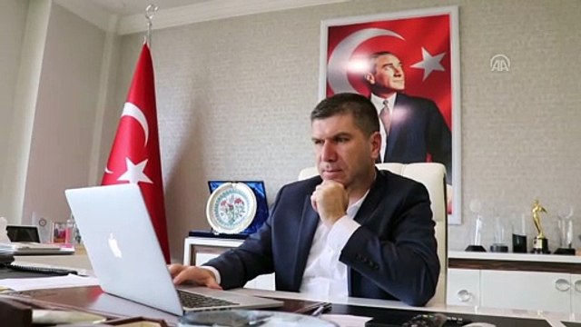 Burdur Belediye Başkanı Ercengiz, AA'nın 'Yılın Fotoğrafları' oylamasına katıldı