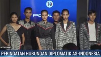 Peragaan Batik Tutup Perayaan 70 Tahun Hubungan Indonesia-AS