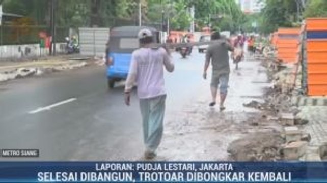 Baru Direnovasi, Trotoar Cikini Sudah Dibongkar Lagi
