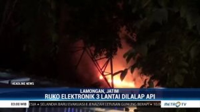 Sebuah Toko Elektronik di Lamongan Ludes Terbakar
