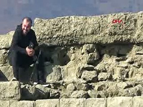 Baraj suları çekilince tarihi köprü ortaya çıktı