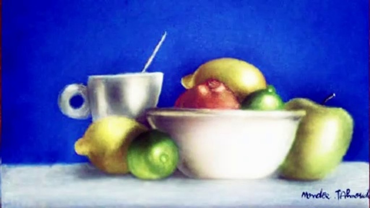 Draw a merging of yellow, green, lemon and cup with apples
