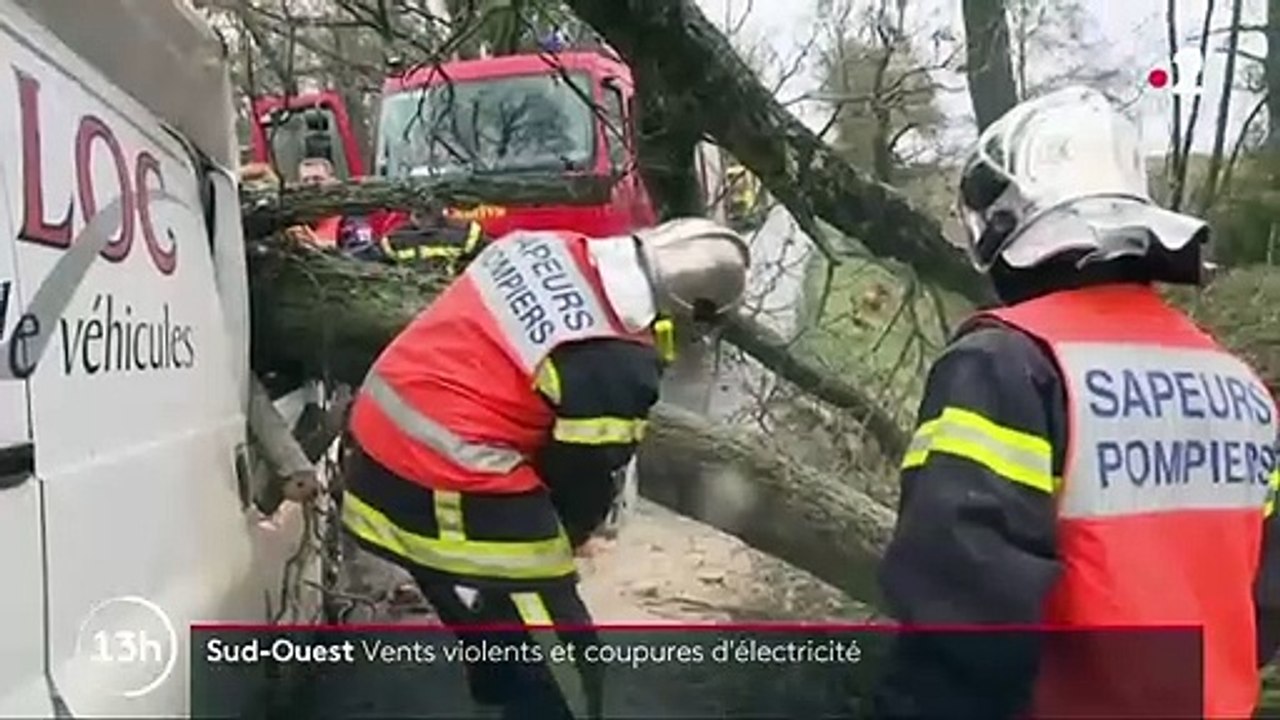 Intempéries : dégâts et foyers privés d'électricité dans le Sud-Ouest