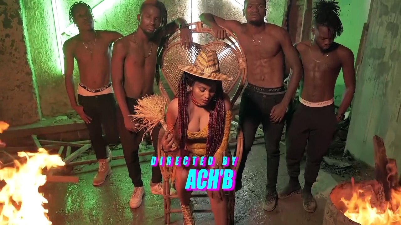 Kristy Diamond - Pusa Kuna (Clip Officiel)