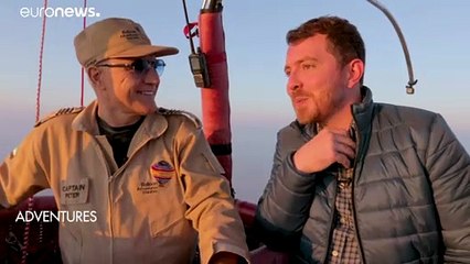 Ballonfahrt in Dubai: "Fliegen" mit Falken in der Wüste