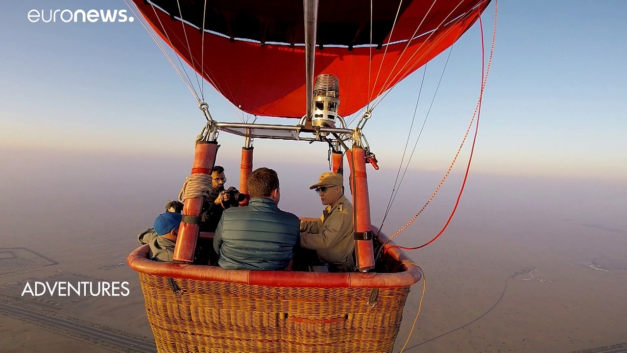 Uma viagem de balão no deserto do Dubai